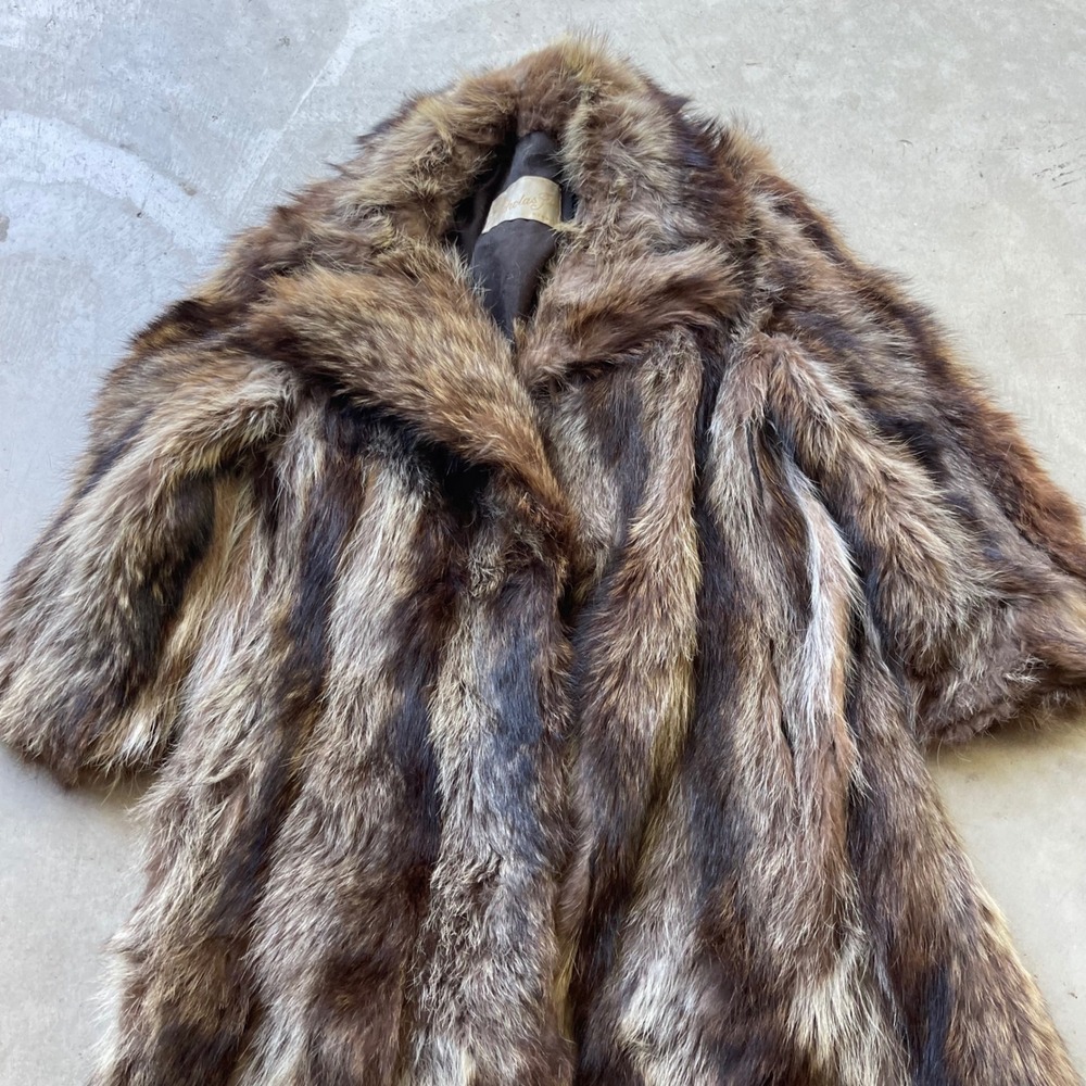 Nicholas Furs New Haven Vintage Raccoon Fur Coat Brown Grey Shawl Collar Lined - Picture 2 of 11